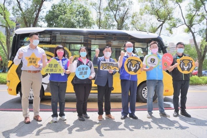 桃議長邱奕勝關心5G自駕推動 視察虎頭山創新園區 817 虎頭山創新園區 210817 1