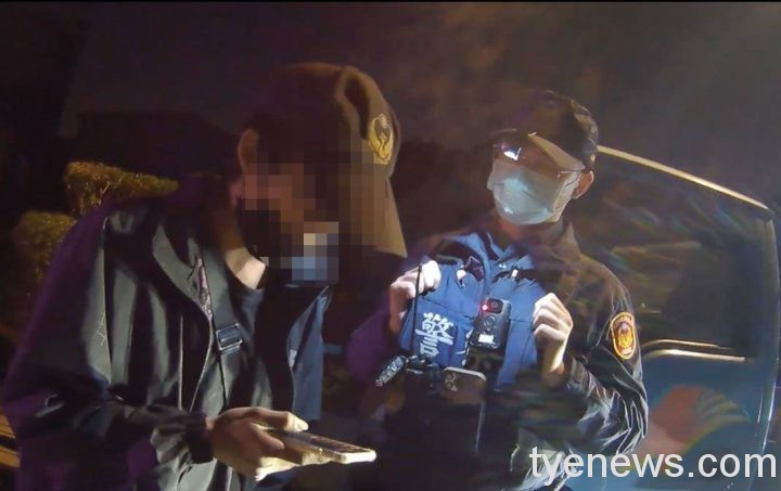 清晨行竊觸動警報器 大園警迅速到場人贓俱獲