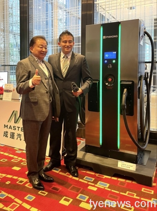 飛宏科技大功率充電樁 跨足智慧電動巴士 8B6F866C 386D 4820 BDBA 17CA0015DCB9 scaled 1