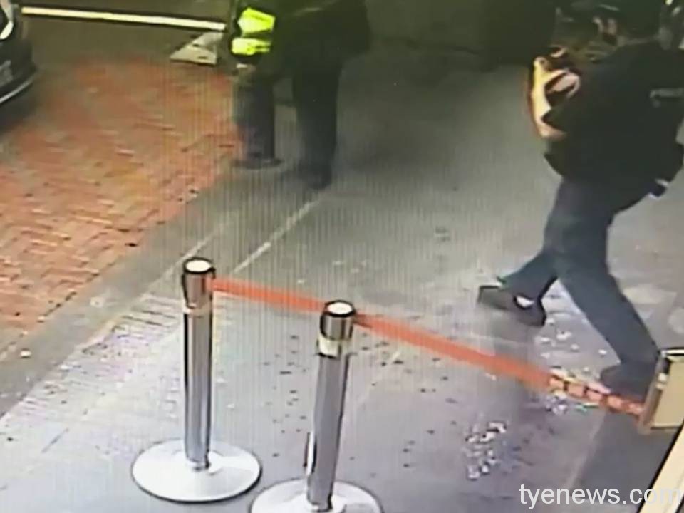 【有片】4月大女嬰快篩陽高燒 警車開道助火速送醫 956052