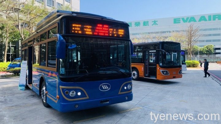 飛宏科技大功率充電樁 跨足智慧電動巴士 A218E552 9133 46A2 9141 78E0C7B4429A