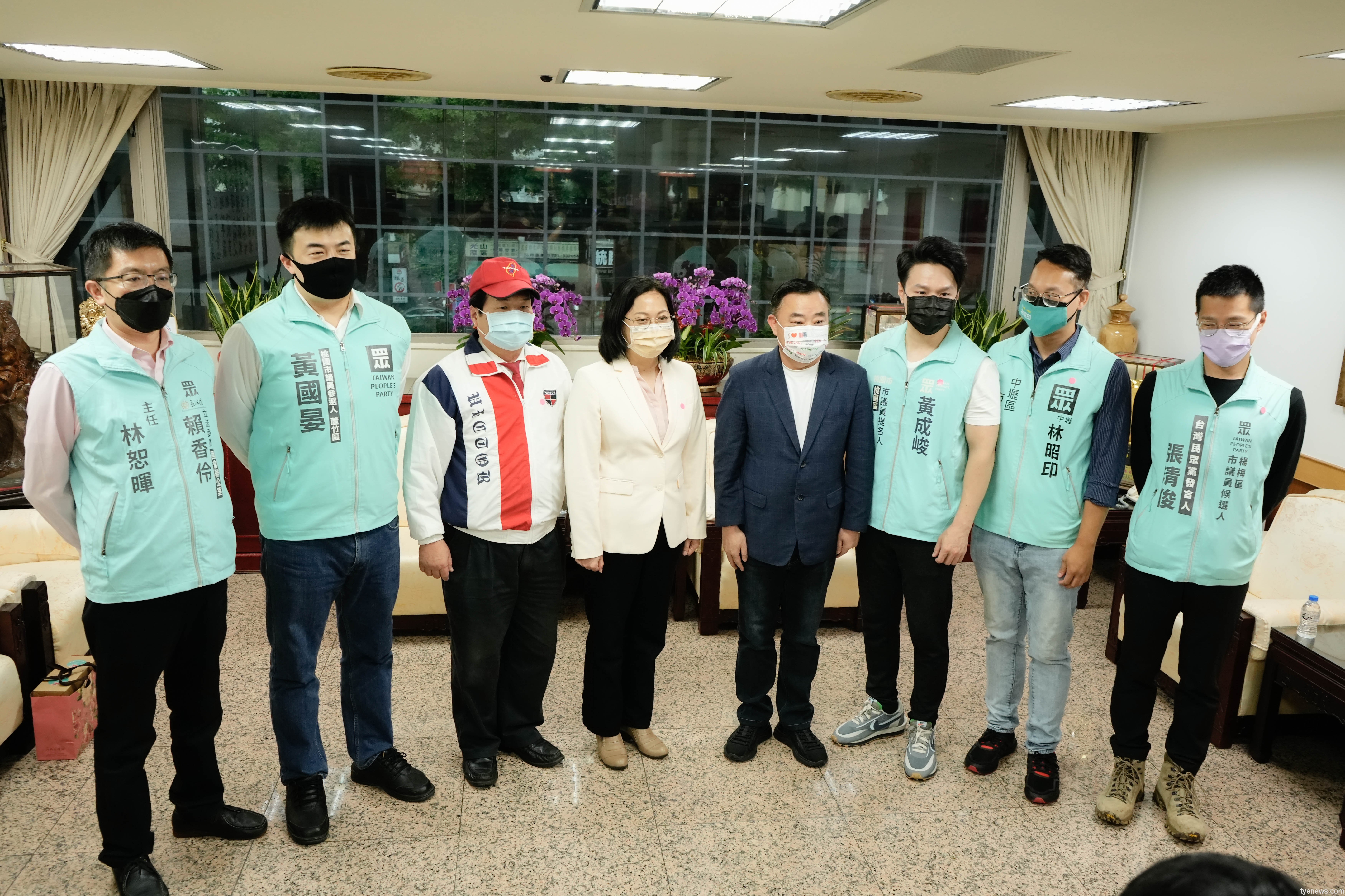 賴香伶請益之旅首站訪邱奕勝 賴:建設桃園不分顏色 DSC0524