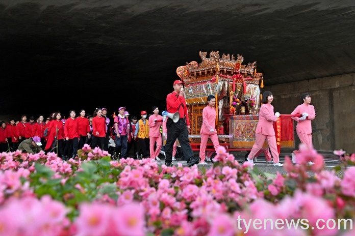 四媽祖桃園定法濟世23年 神蹟感動「轟動北台灣」 DSC 7177吳國樑