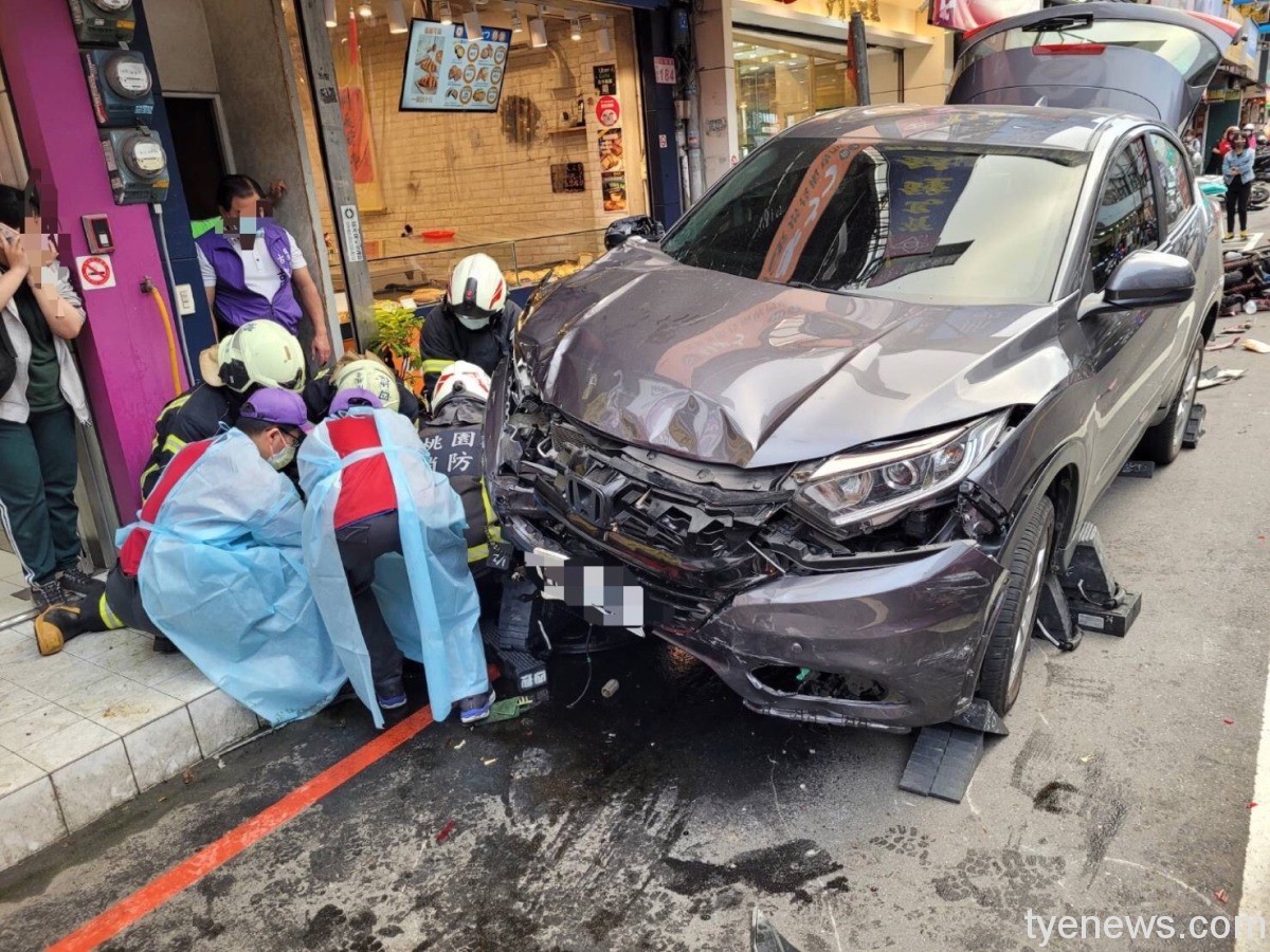 【有片】龍潭小客車連環撞13車遭波及7人輕重傷 F7C0C1AF 644D 47B4 A986 D4A32E74666A