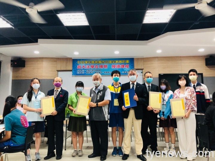 LINE_ALBUM_110學年度桃園市立頂尖教育計畫_210910_9 LINE ALBUM 110學年度桃園市立頂尖教育計畫 210910 9