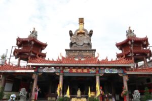 桃園多奇廟！平鎮福明宮擁全台最大三官大帝聖像