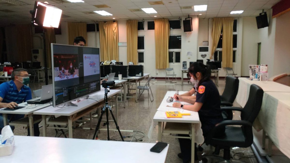 八德分局網路直播與民互動 宣導遇性勒索「三不一要愛自己」