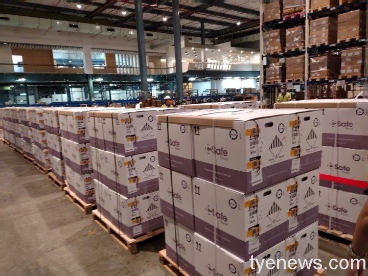 首批BNT疫苗抵台 食藥署:最快中秋節前完成封緘檢驗 S 101949470