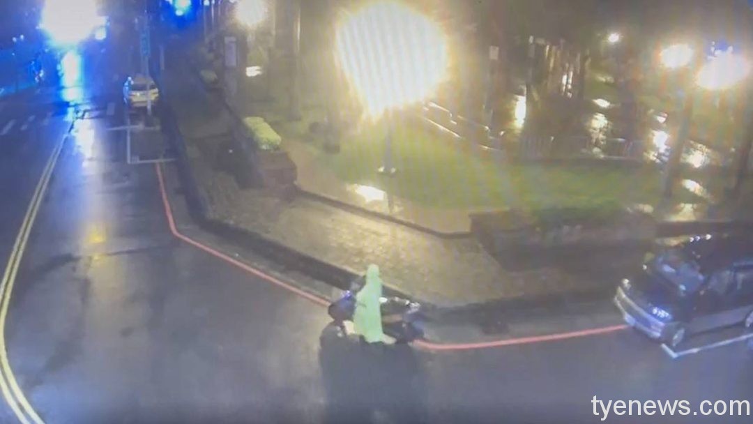 【有片】雨衣怪盜連竊6機車 被逮曝偷車原因警傻眼