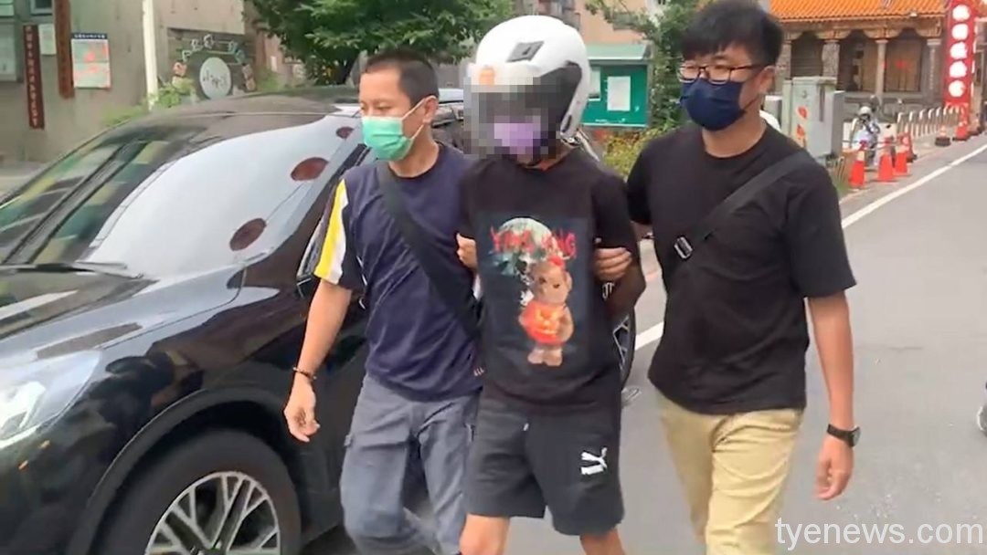 【有片】抓到了!通緝犯親友家躲4天 警方南部逮人 S 107831310