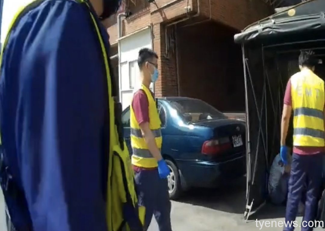學校外牆驚見血跡斑斑 警沿途尋獲受傷醉男 S 107847689