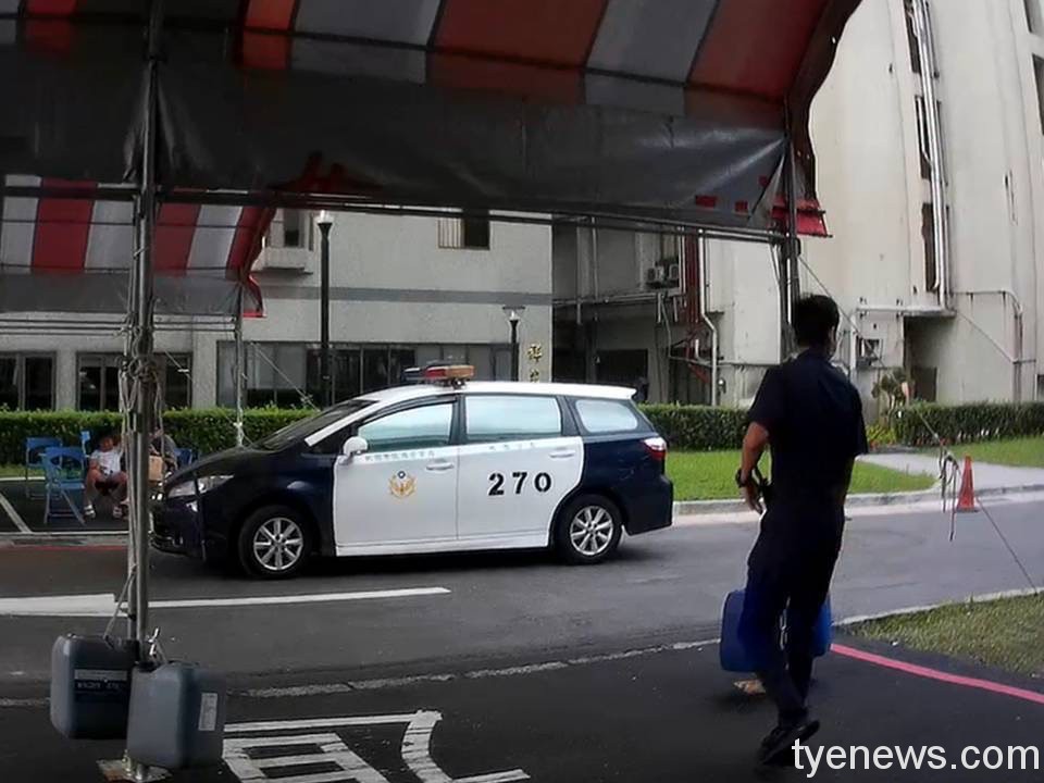 幼女高燒父著急送醫 警助開道4分鐘火速趕抵 S 108290057