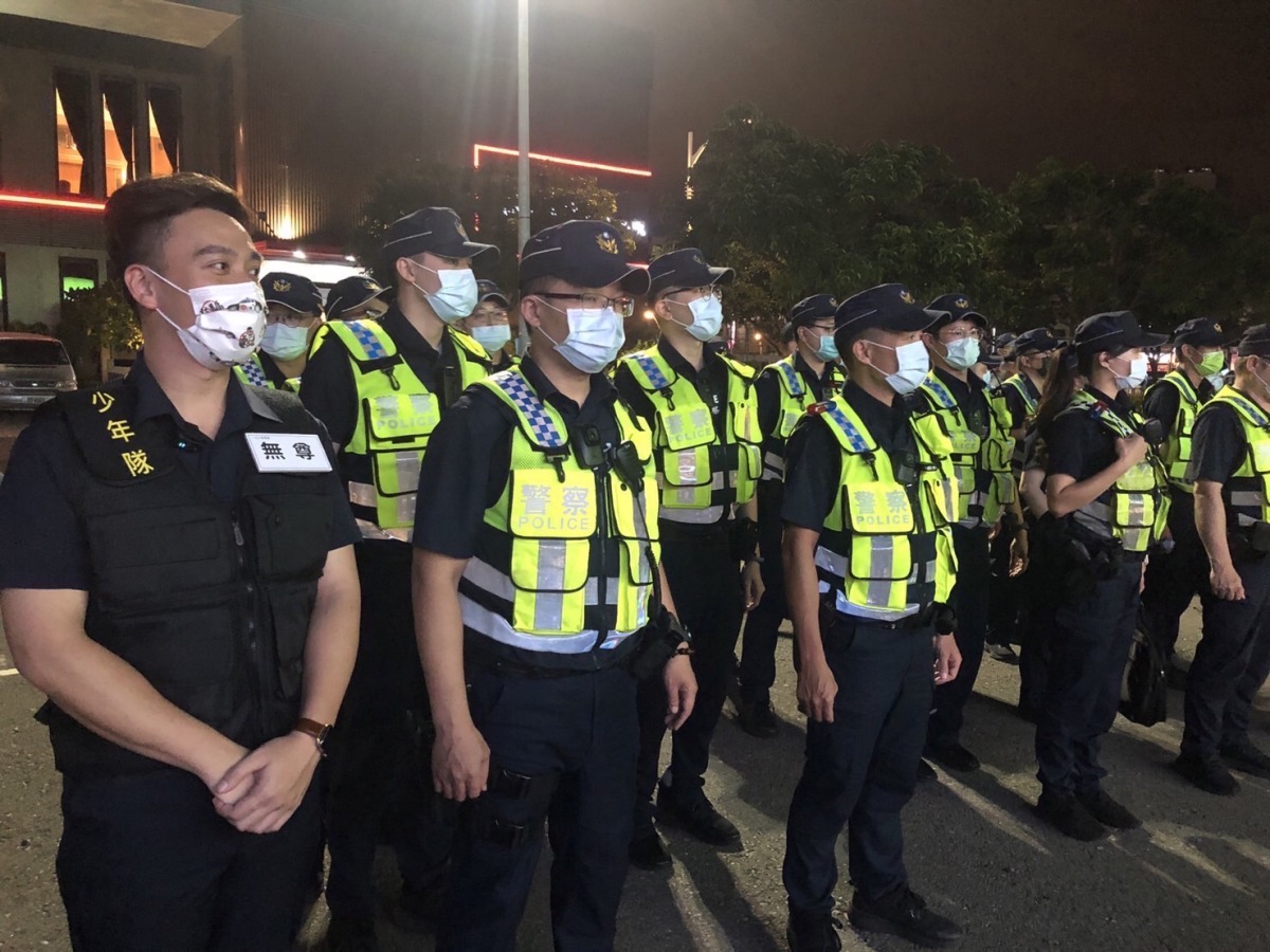 【有片】藝人無尊體驗「一日警察」宣導桃警青春專案4反1不 S 108445715