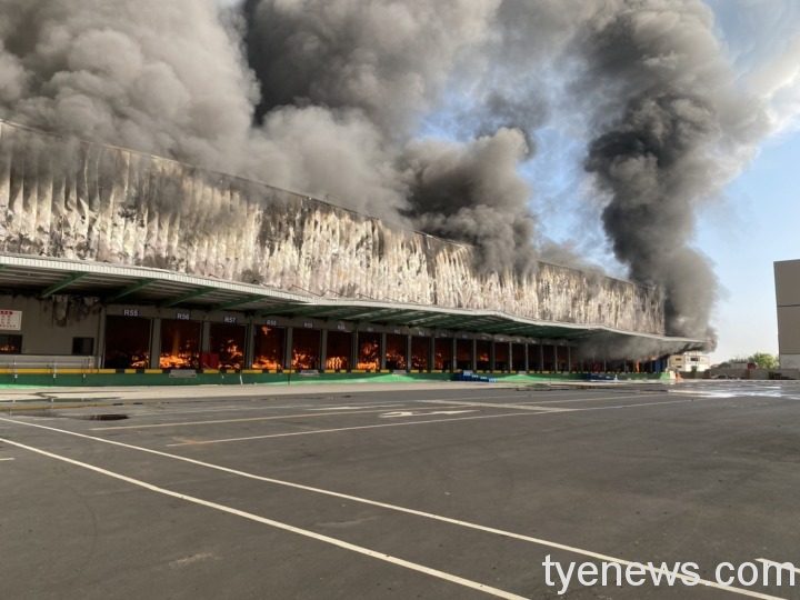 快訊/楊梅工業區火警!73名消防員36輛車搶救中 S 12353545