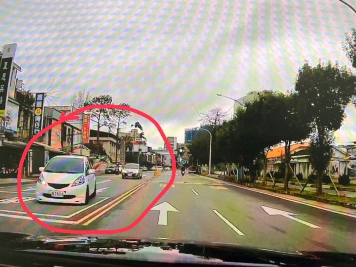 龍興所警巡邏遇臨盆孕婦 協助開道迎四寶 S 128491537