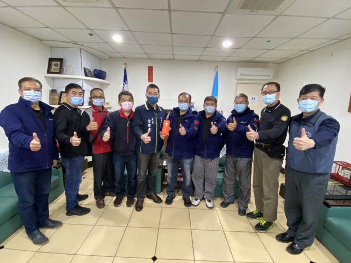S__130850820 桃園市陸軍第一士官學校領導士官班校友協會善盡照顧榮民袍澤及關懷社會弱勢。圖:桃園榮服處提供