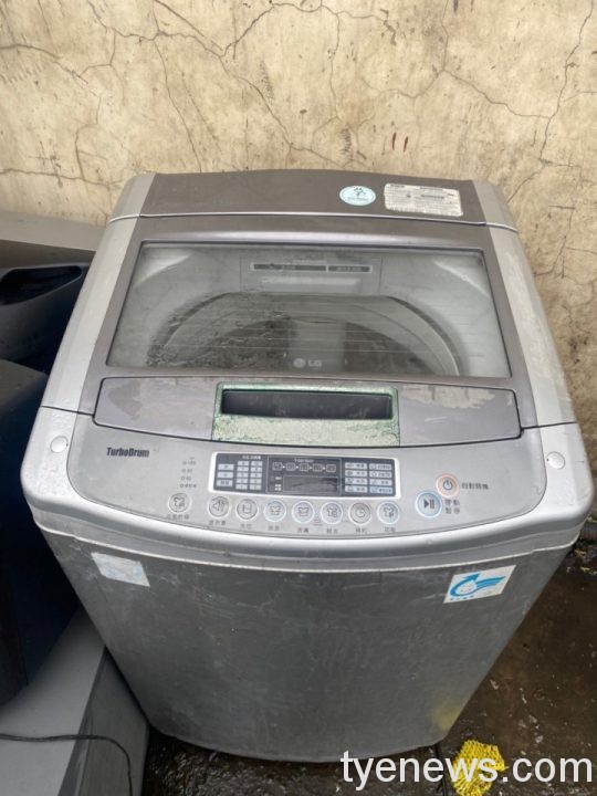 【有片】中年男大費周章偷洗衣機 賤賣300元被警逮 S 150012068 scaled 1