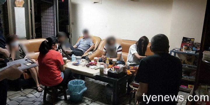 全國三級警戒龜山8人室內群聚 警方依法開單籲民眾遵守規定 S 150503489