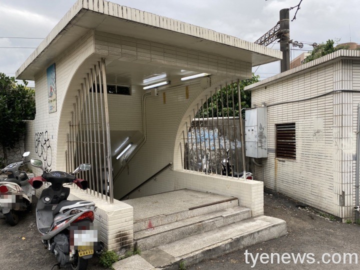 中壢女街友疑遭潑熱水2度燙傷 臉脫皮跑中醫診所求救 S 15507478 1
