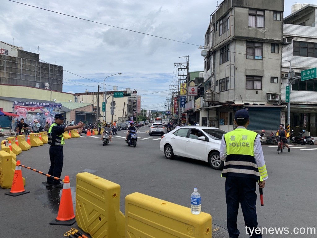 端午將湧觀光人潮 龍潭警加強交通管制 S 17973399