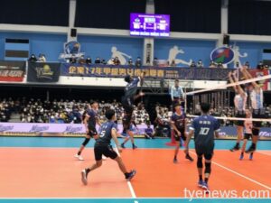 2021企業17年甲級排球聯賽 市府秘書長到場打氣盼勝利留桃園