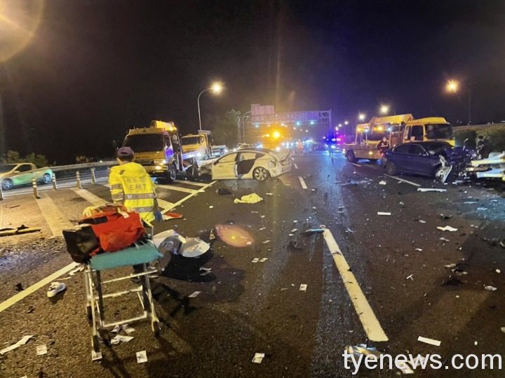 國道特斯拉自駕撞緩撞車 BMW未注意撞死施工員 S 26066969