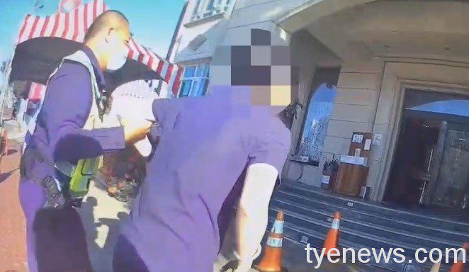 【有片】19歲孕婦大量出血胎兒險不保 大崙所警開道急送醫 S 26304529
