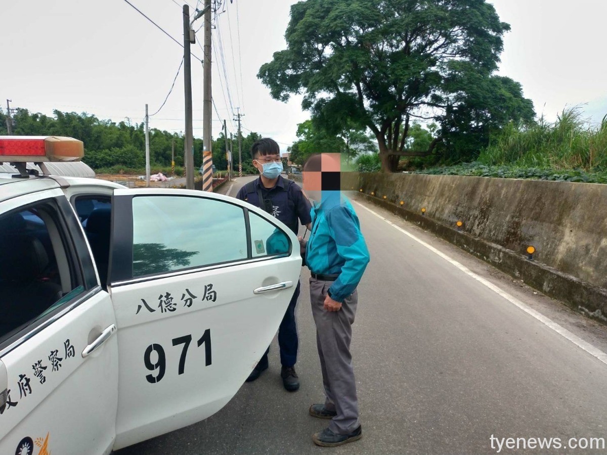失智老翁迷途家屬急壞 八德警即時協尋助找回 S 3186691