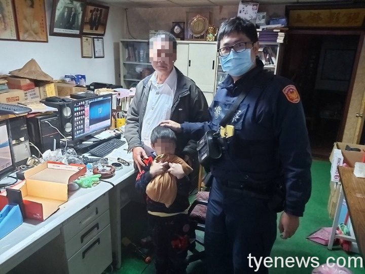 老翁與家人吵架出走5年偷跑回家看孫 宋屋派出所苦心勸返家 S 44187975