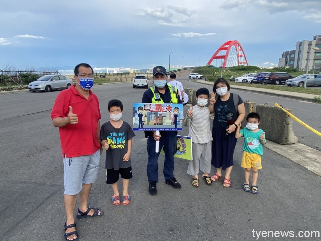 大園分局結合商圈活動 宣導交通安全意識 S 46334014