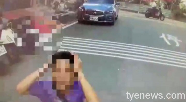 【有片】婦忘鎖車門賊伺機行竊 平鎮警10分鐘火速逮捕 S 47015782