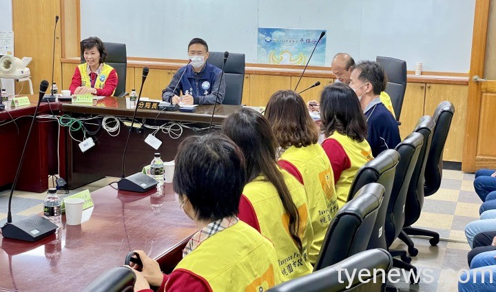 S__49234647 桃園市政府警察局婦女志工大隊長蕭美玲