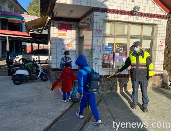 小朋友開學啦!大溪警規劃護童專案勤務 疏導校園周邊交通 S 5406736