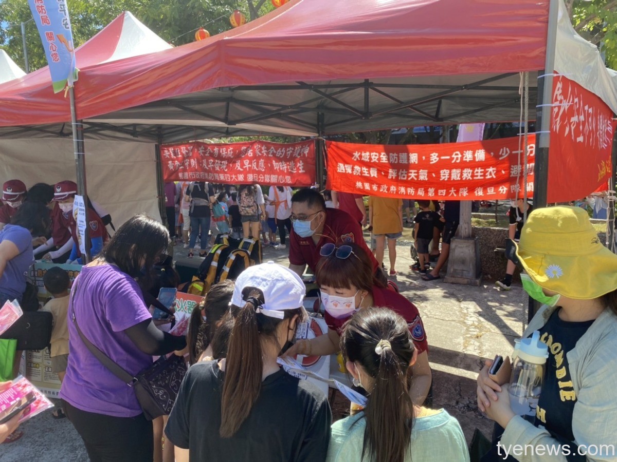 三崇宮歡慶火德星君聖誕 桃園消防第四大隊宣導防災新觀念 S 8257576