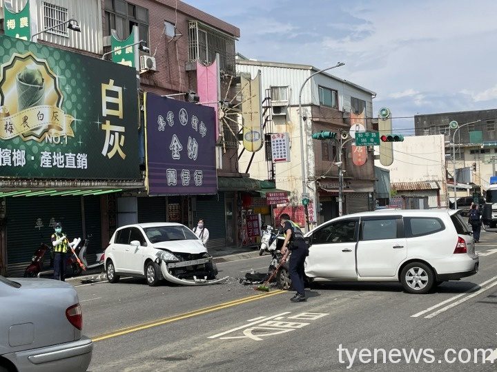 【有片】自小客疑精神不濟撞對向車 兩車頭全毀駕駛送醫 S 90923023
