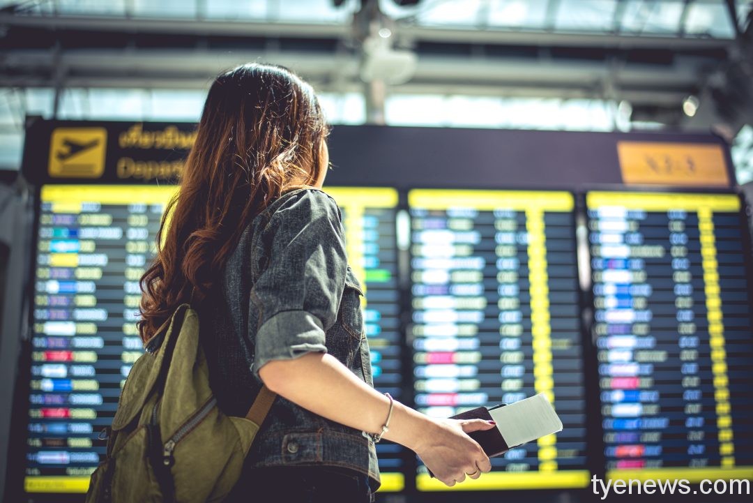 指揮中心:7/14起3類人搭機可免出示PCR報告