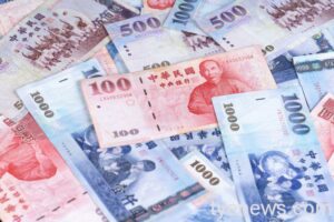 勞工朋友你缺錢嗎？110年勞保紓困貸款即日起至1/22受理申請