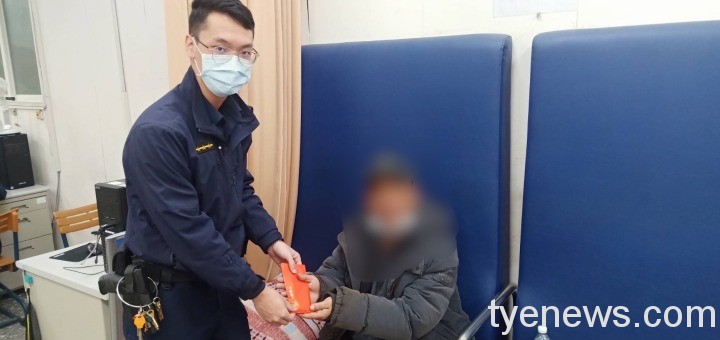 華僑流落街頭飢寒起盜心 龜山警合資送愛心