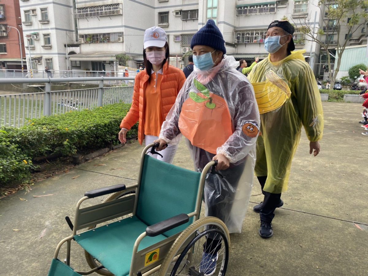 「為愛圓夢寶貝築家」關懷身障歡樂變裝踩街