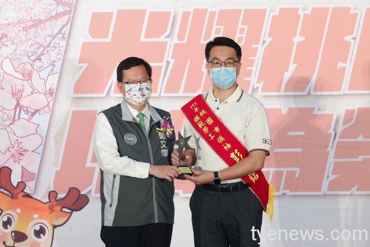今年共333每位模範勞工獲獎，每位都有動人心弦的亮眼事蹟。