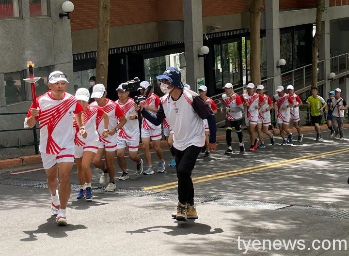 全大運聖火傳遞龍華科技大學-1 全大運聖火傳遞龍華科技大學 1