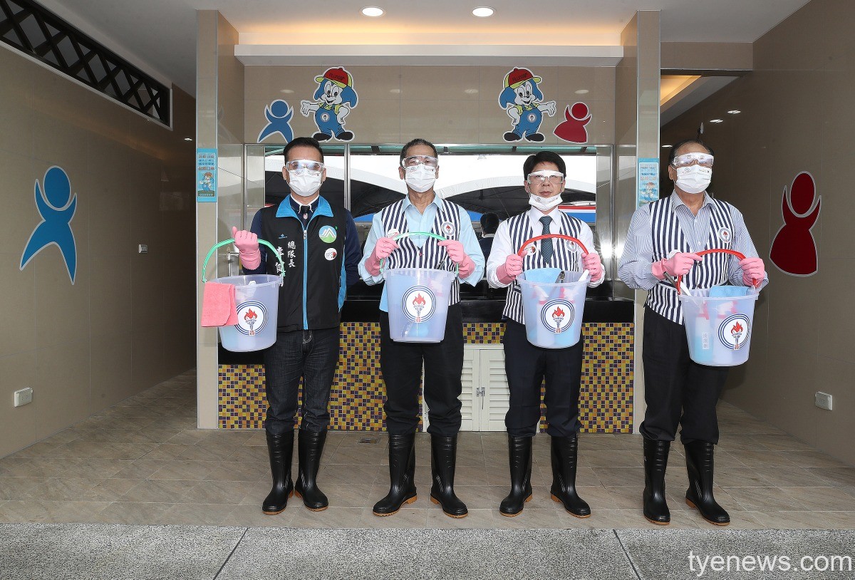 台灣中油落實永續發展 獲亞洲企業社會責任獎3獎項肯定 公廁清潔活動
