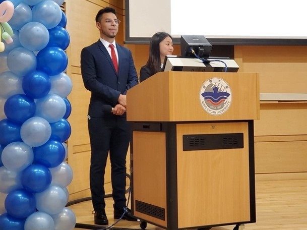 凱提多擔任2020年銘傳大學國際學院畢業典禮司儀 e1655200137210