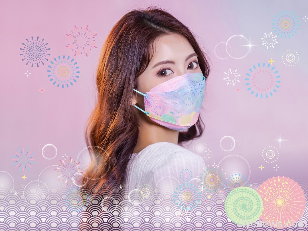 攜手迎仲夏 璀璨花火出國趣 Hello Kitty夢幻聯名 x 明基幸福物語「4D立體醫療口罩」 圖六、日本花火節氛圍滿滿立體醫用口罩