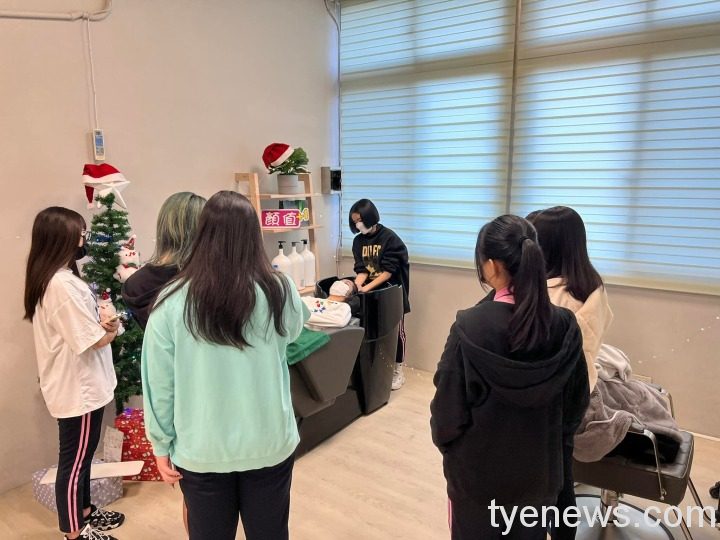 新生醫專獲企業贊助示範教室 產學連結落實翻轉教育 學生實習