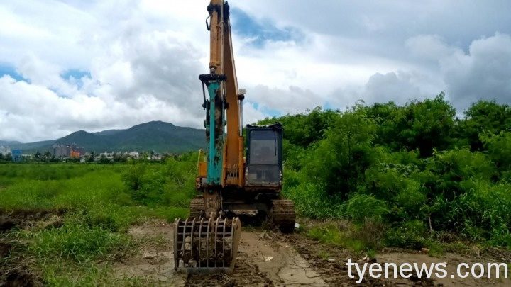 熱帶低壓襲擊恆春半島 第七河川局呼籲民眾做好防汛 恆春地區東門溪排水防汛機具待命