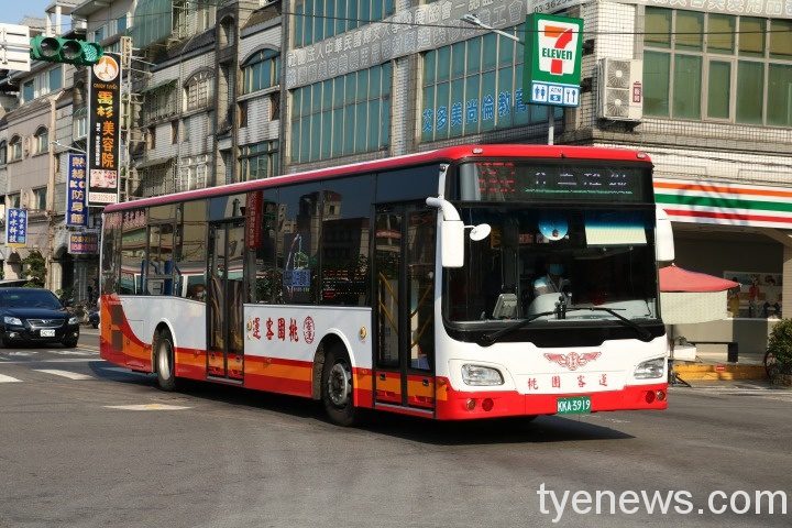春節返鄉出遊 多搭乘大眾運輸免塞車 照片2簽1附件