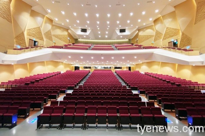 中央大學「松果造型」禮堂 表達四季長青、屹立不搖精神 照片二 1 2
