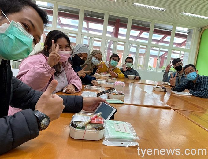 中央大學舉辦「視訊圍爐」給境外生家的感覺 照片二 9