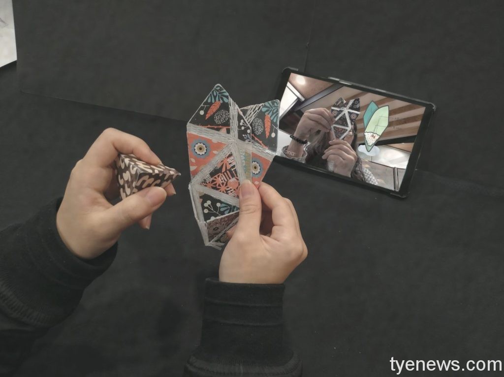 元智藝設系「中華文化e點通」 AR技術化身粽子師傅